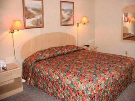 The Carolinian Inn 7
