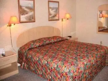 The Carolinian Inn 7