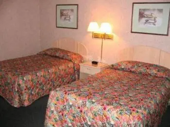 The Carolinian Inn 8